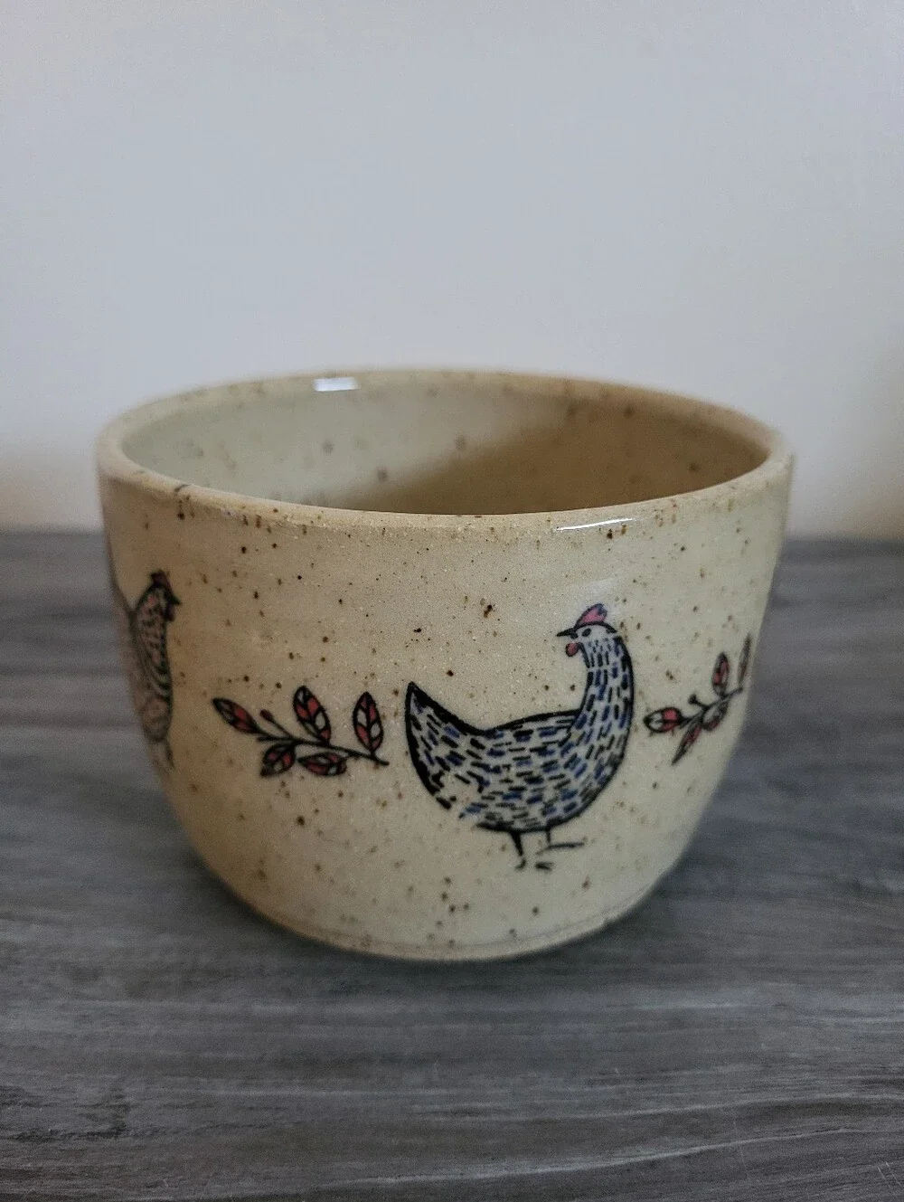 Chicken Stoneware Pottery Berry Bowl Collander